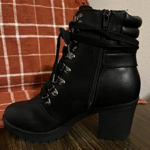 Mia Annamaria Bootie